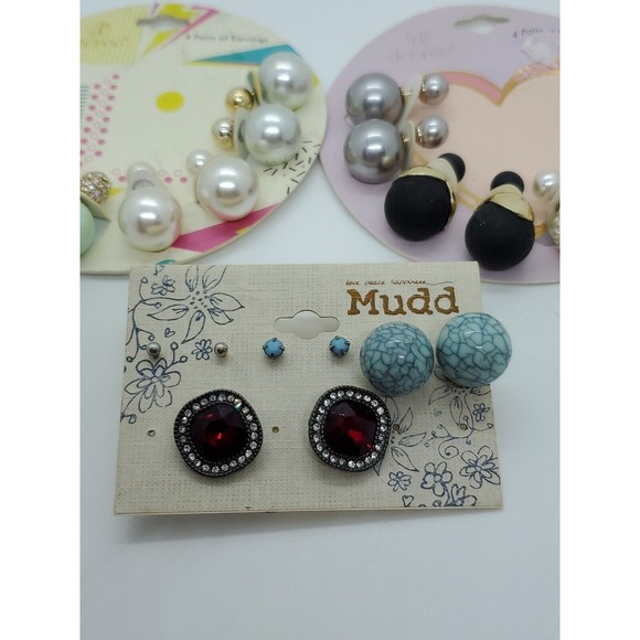 Lot of Womens Pierced Earrings 12 Pair of Carded Earrings Mudd - Picture 4 of 6